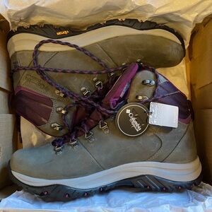 NEW Columbia Titanium Outdry hiking boots, gray, women’s size 11
